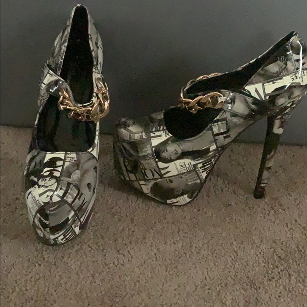 Closed toe Heels